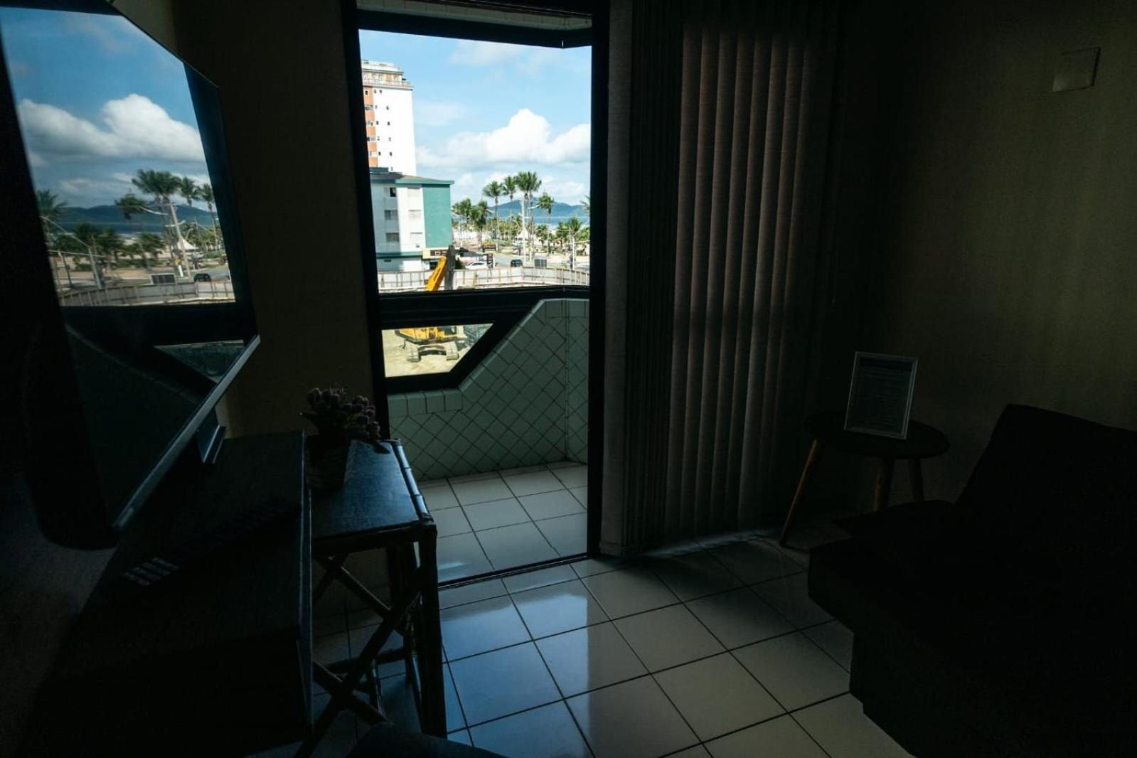 Frente Vista Mar Com Varanda Wi Fi 300Mbps E 10M Da Praia Da Tupi - Estacionamento Gratuito Πράια Γκράντε Εξωτερικό φωτογραφία